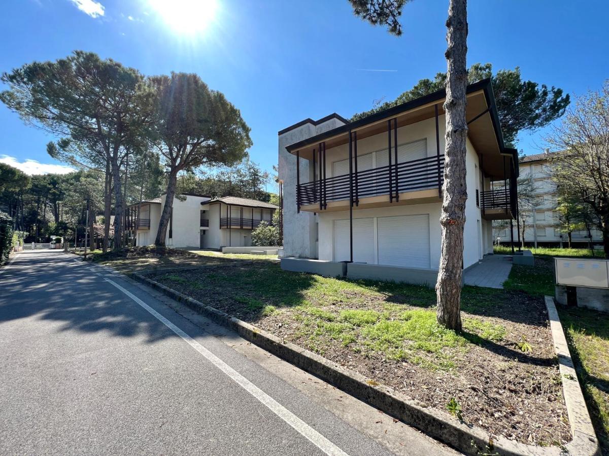 Prassitele Apartments Lignano Sabbiadoro Exterior photo
